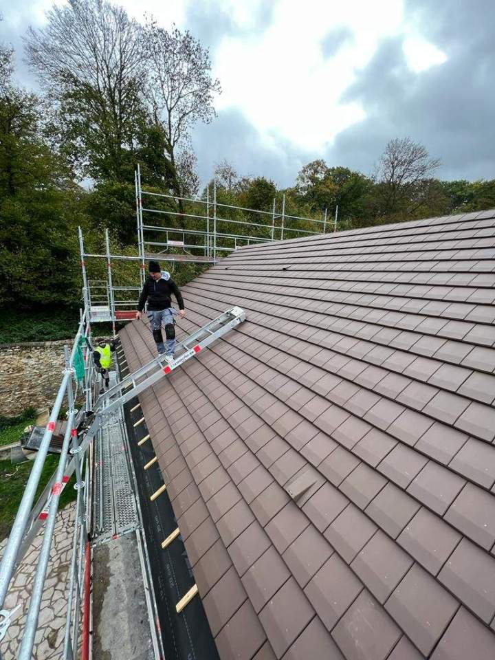 8b2f175c d9f6 401a af6b 549687008e7a