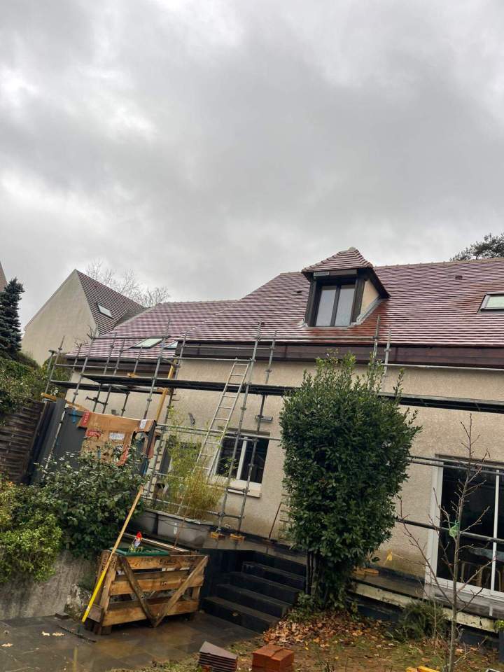 975d553f 547d 45cd 81d4 b39641954425